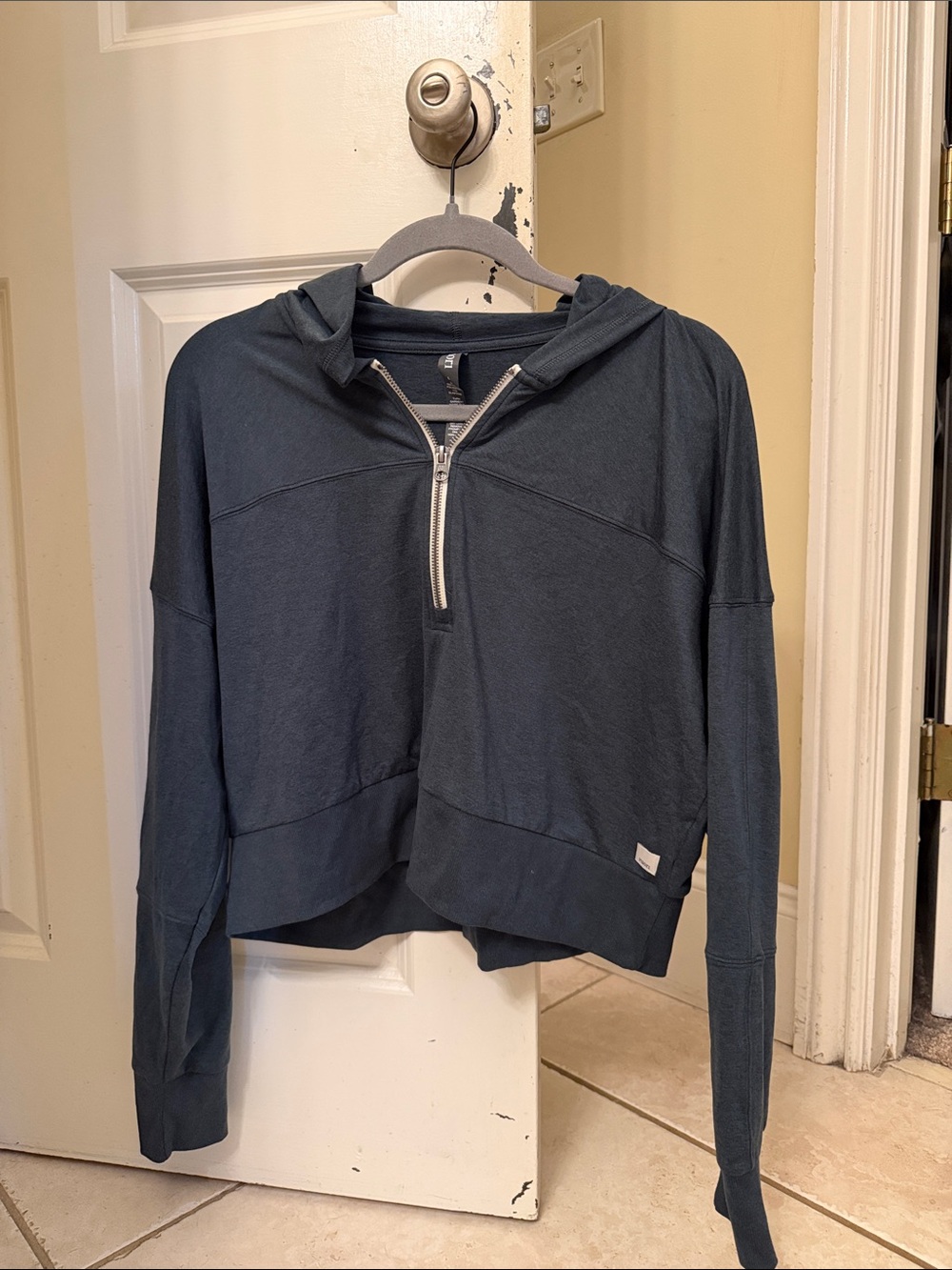 Vuori Women's dark green Half-Zip Hooded Pullover
